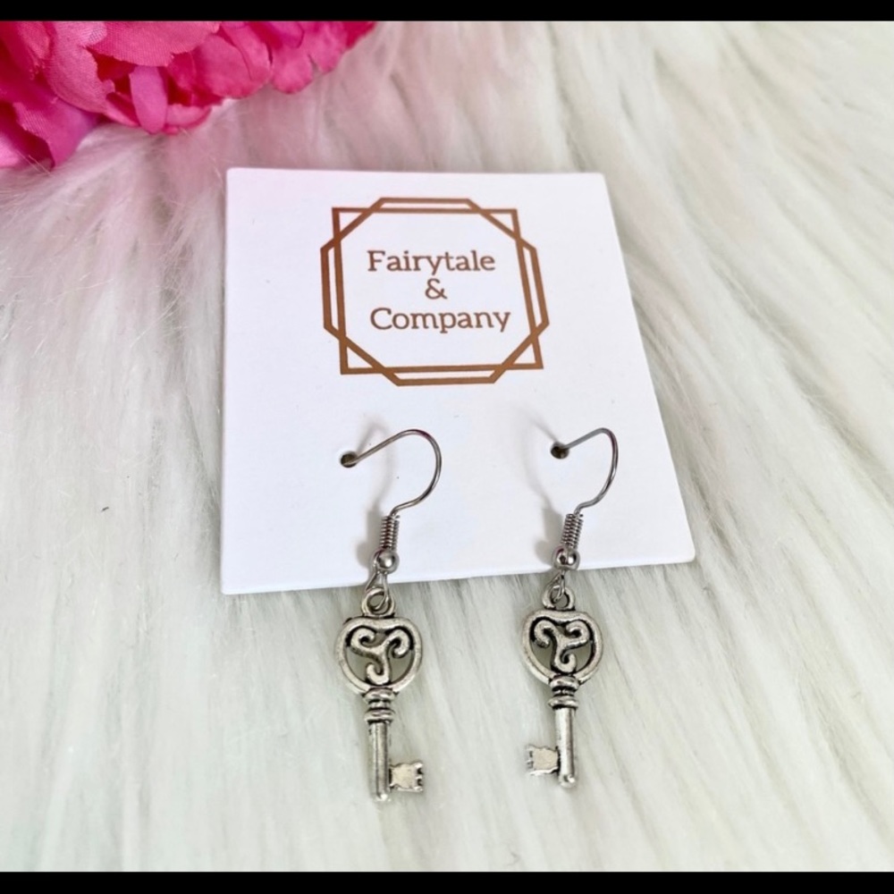Key dangle earrings